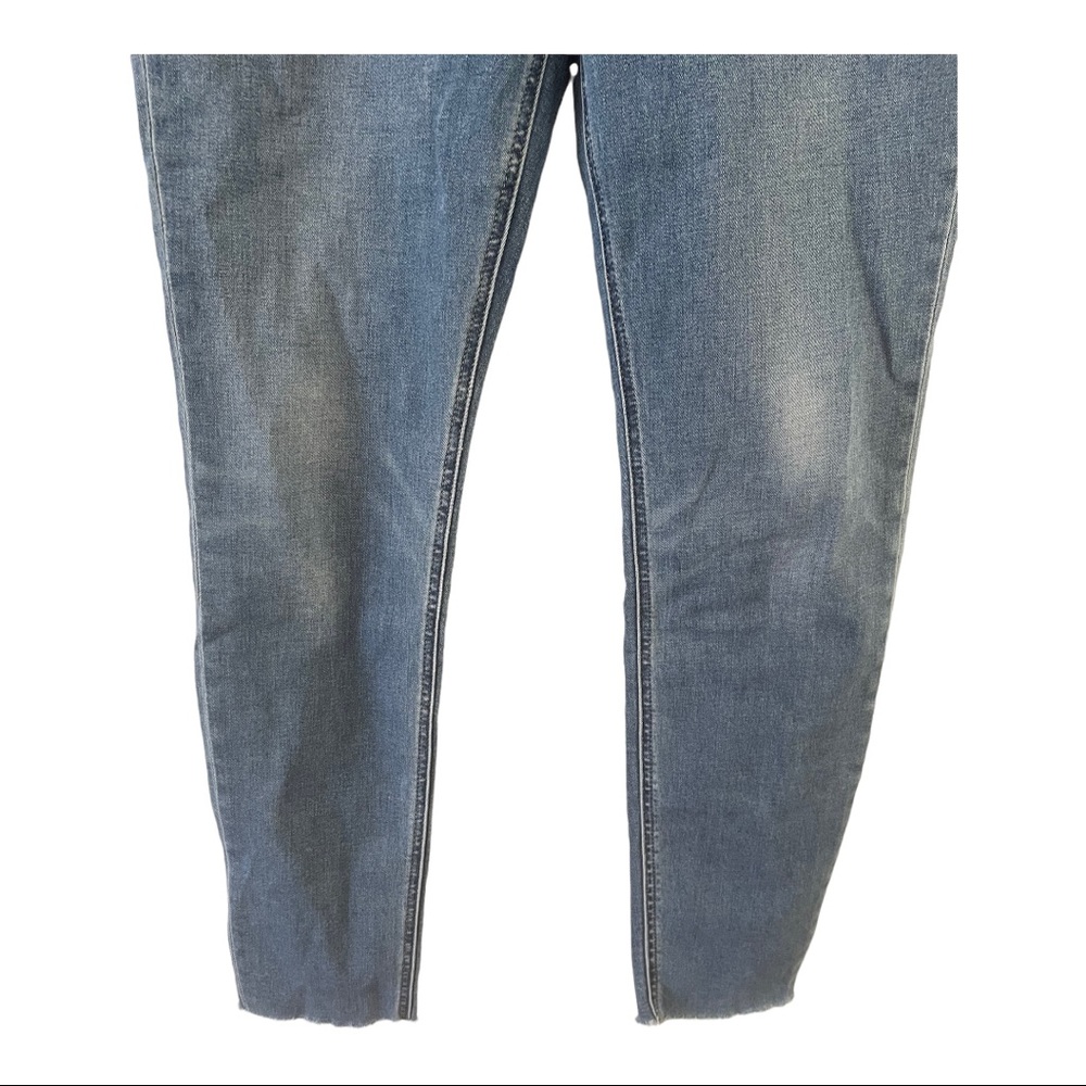 LUCKY BRAND skinny jeans with fray hem sz 31 - Picture 4 of 8